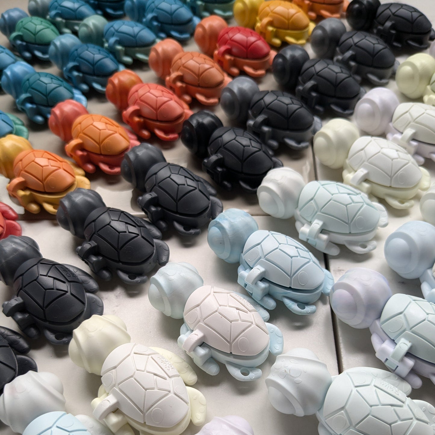 Colour variation of Calm Buddi Turtle Anti-Anxiety Fidgets