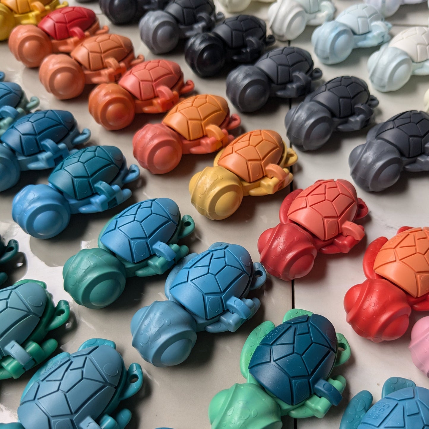Colour variation of Calm Buddi Turtle Anti-Anxiety Fidgets