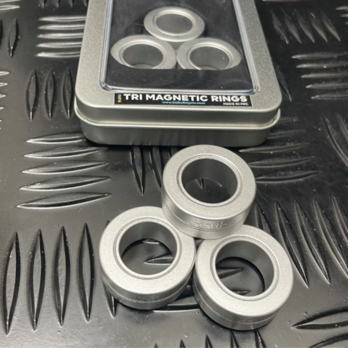 Kaiko's Tri Magnetic Fidget Rings with display case