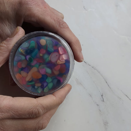 Demonstration of Mixed Up Naturals Pick 'Em Stack - Crystals, Shell & Stone - 3-Pack Refill Naturals Discs