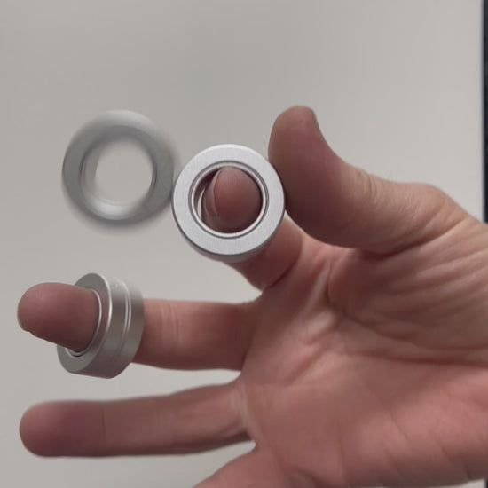 Demonstration of Kaiko's Tri Magnetic Fidget Rings